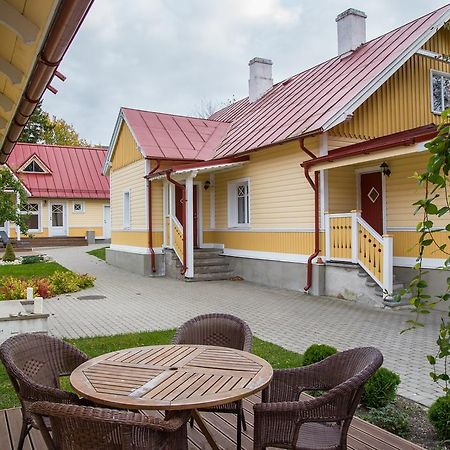 Posti Hostel Kardla Luaran gambar